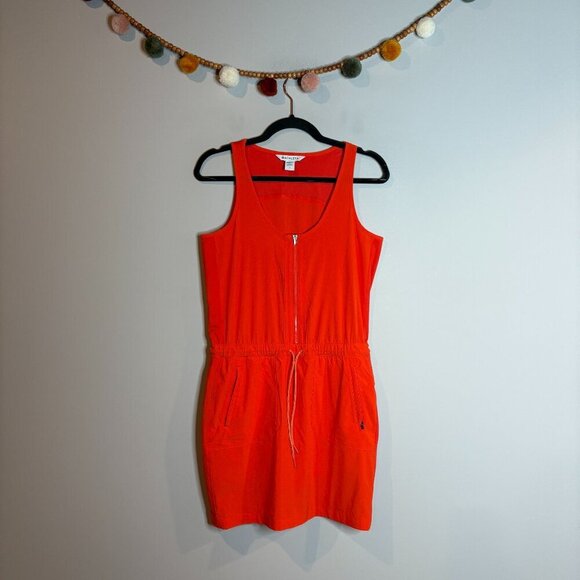 Athleta Expedition dress in Vermillion - Picture 2 of 6